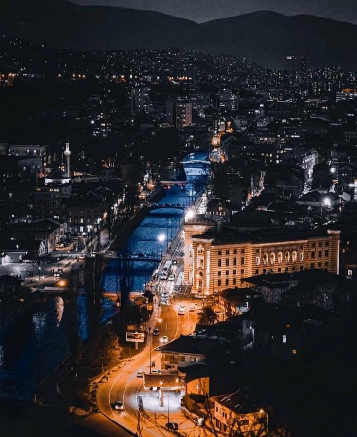 Old Town'S Nest Appartement Sarajevo Buitenkant foto