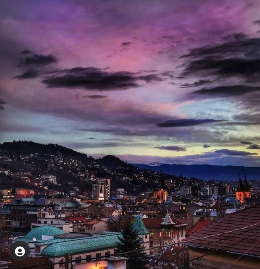 Old Town'S Nest Appartement Sarajevo Buitenkant foto